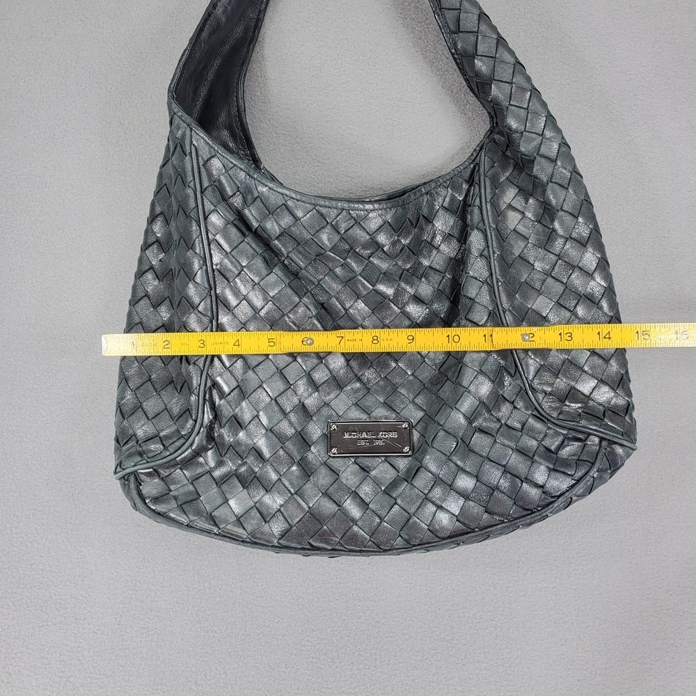 Michael Kors Gray‎ Gunmetal Woven Leather Satchel Boho Handbag Purse Slouchy - Picture 7 of 8